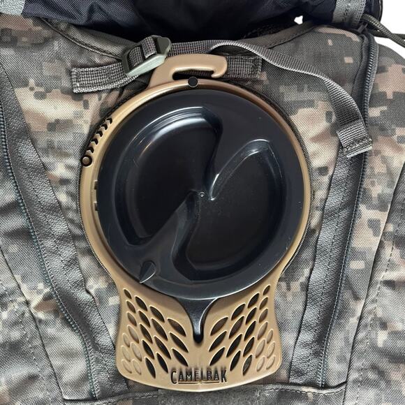 US Army CAMELBAK Camouflage Backpack Water Hydration System Bladder Military - Picture 6 of 8